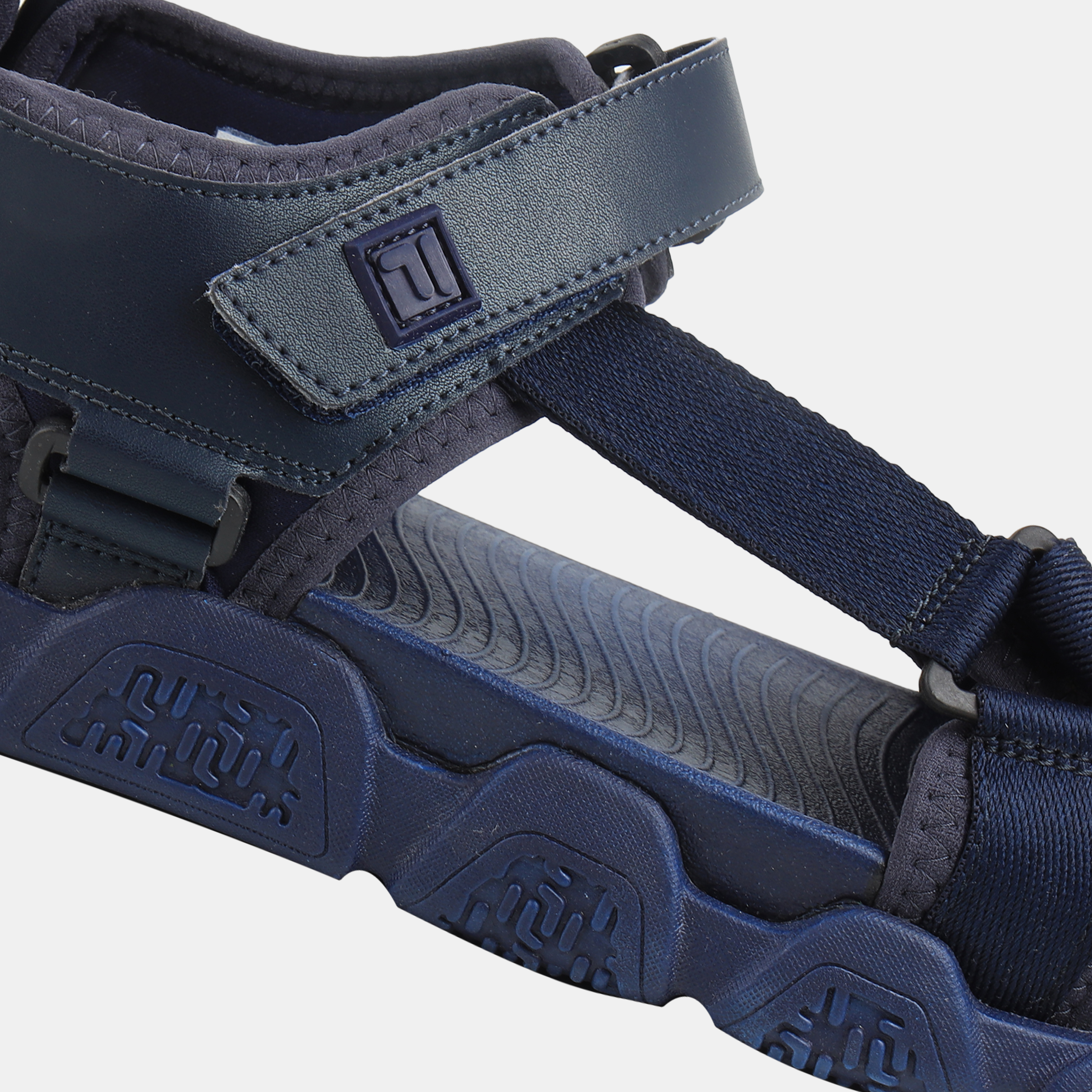 Fila Men Blue-navy Casual Sandals (SKU: 25-11011314-17-6)