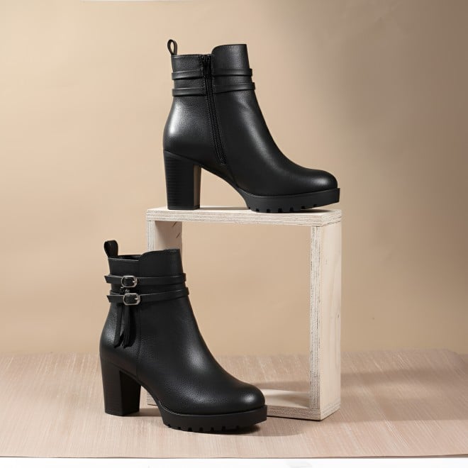 Mochi Women Black Party Boots