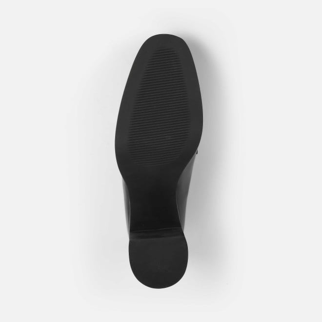 Mochi Women Black Formal Pumps (SKU: 31-1073-11-37)
