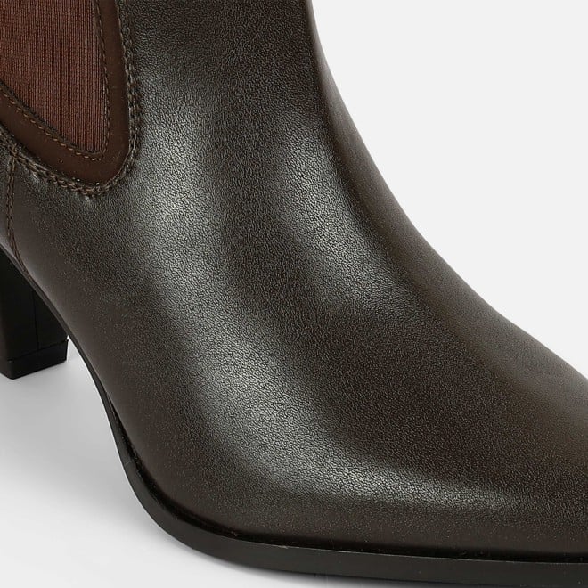 Mochi Women Brown Party Boots (SKU: 31-1075-12-36)