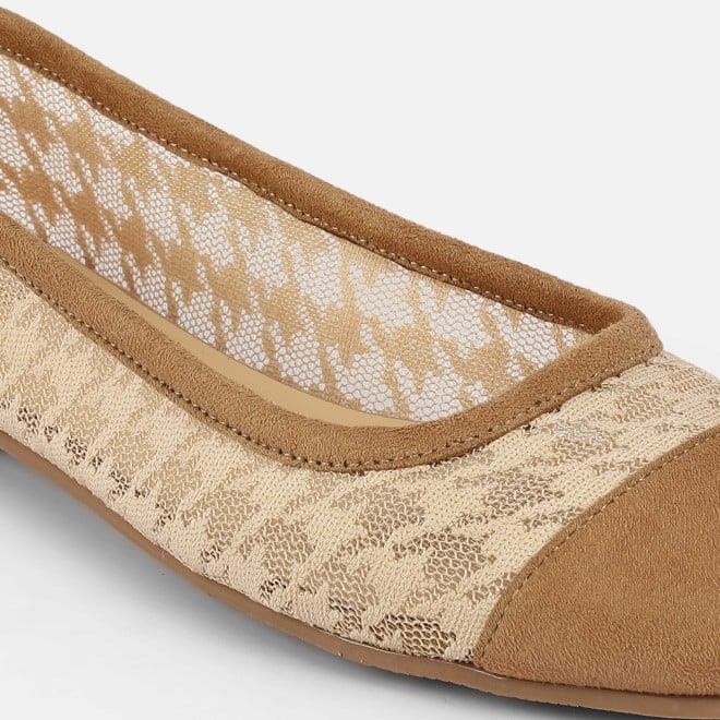 Mochi Women Beige Casual Ballerinas (SKU: 31-1101-20-37)