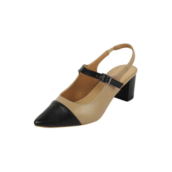 Mochi Women Black Formal Sandals (SKU: 31-1131-11-36)