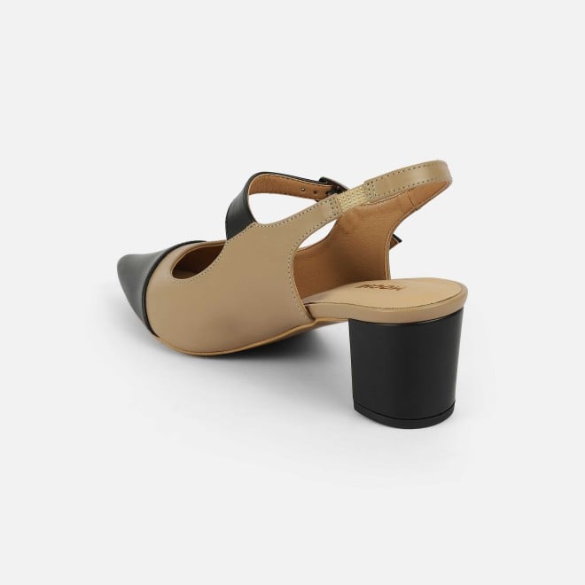 Mochi Women Black Formal Sandals (SKU: 31-1131-11-36)