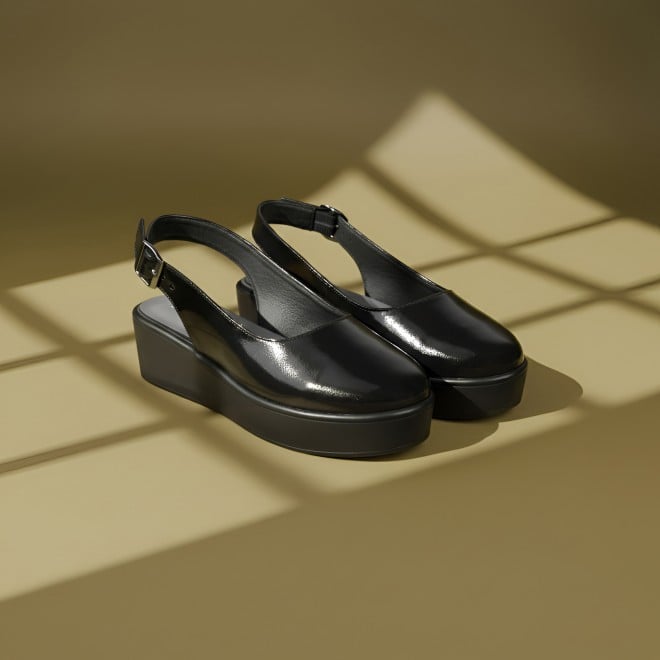 Mochi Women Black Casual Sandals