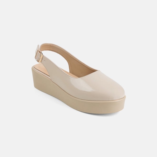 Mochi Women Beige Casual Sandals (SKU: 31-1137-20-36)