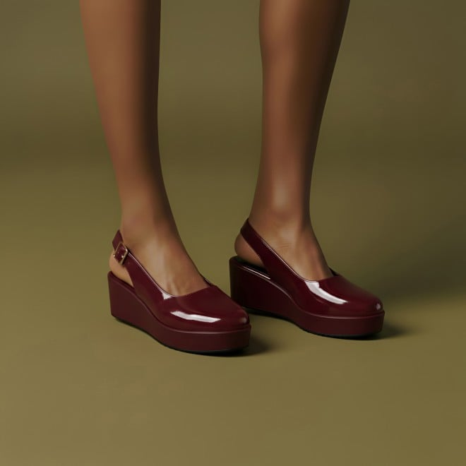 Mochi Women Maroon Casual Sandals (SKU: 31-1137-44-36)