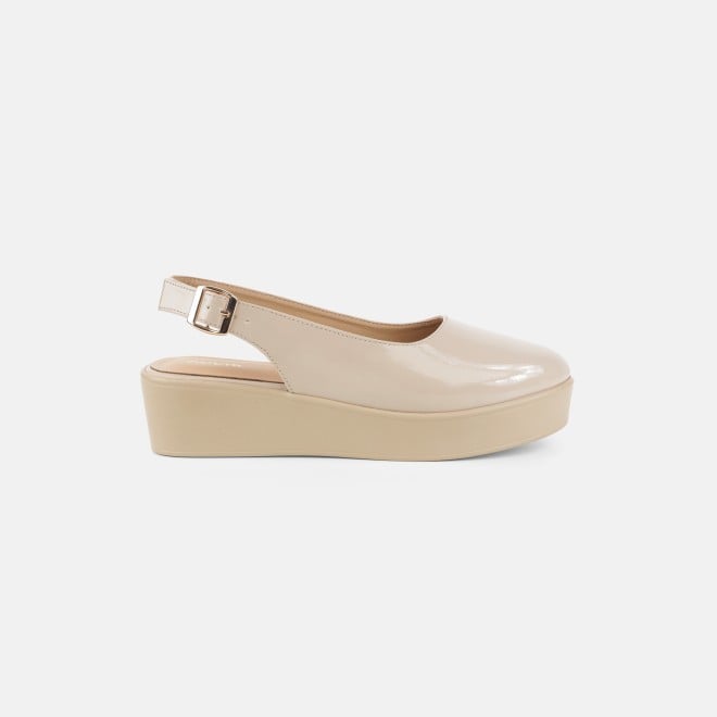 Mochi Women Beige Casual Sandals (SKU: 31-1137-20-36)