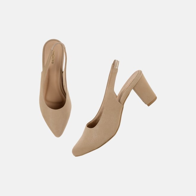 Mochi Women Gold Casual Sandals (SKU: 31-1139-15-36)