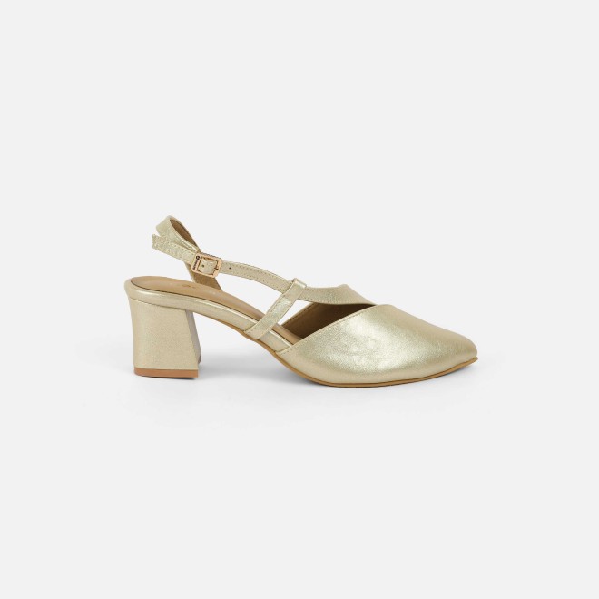 Mochi Women Gold Formal Sandals (SKU: 31-1140-15-36)