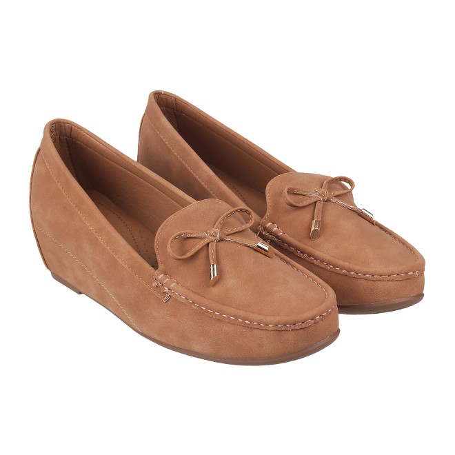 Mochi Women Tan Casual Loafers