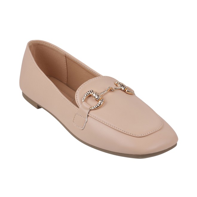 Mochi Women Off-White Casual Loafers