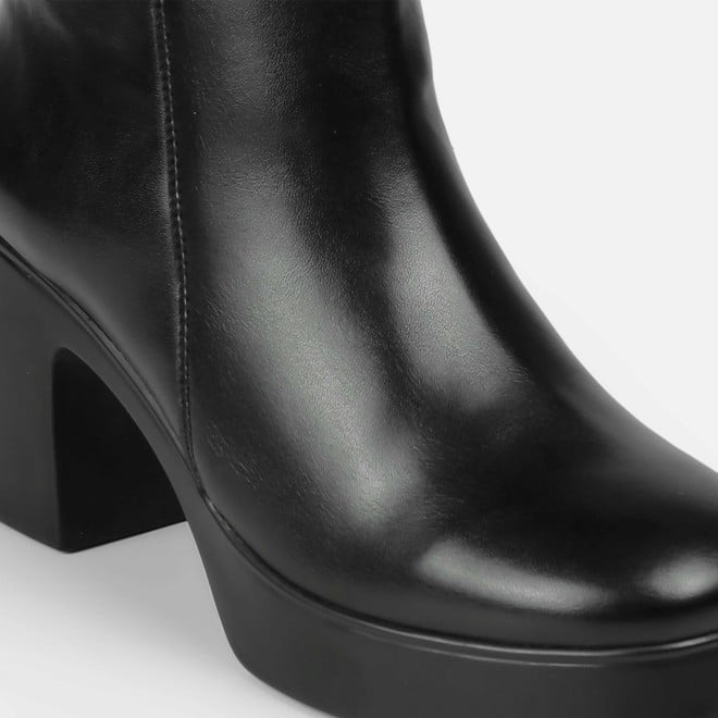 Mochi Women Black Casual Boots (SKU: 31-1230-11-36)