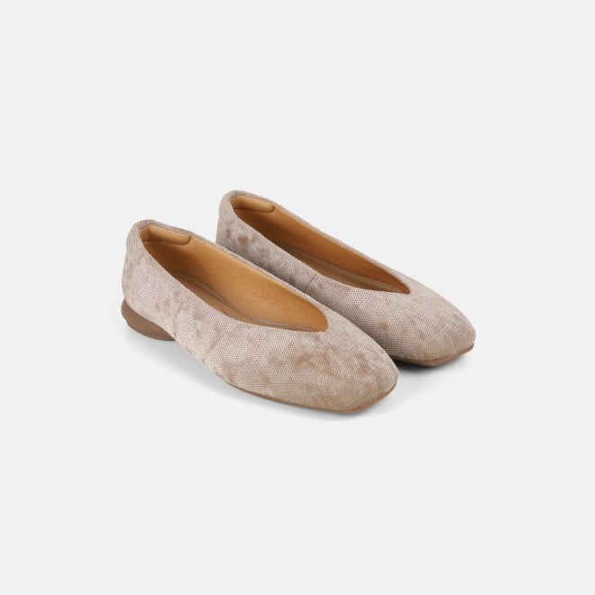 Mochi Women Beige Casual Ballerinas (SKU: 31-1237-20-36)
