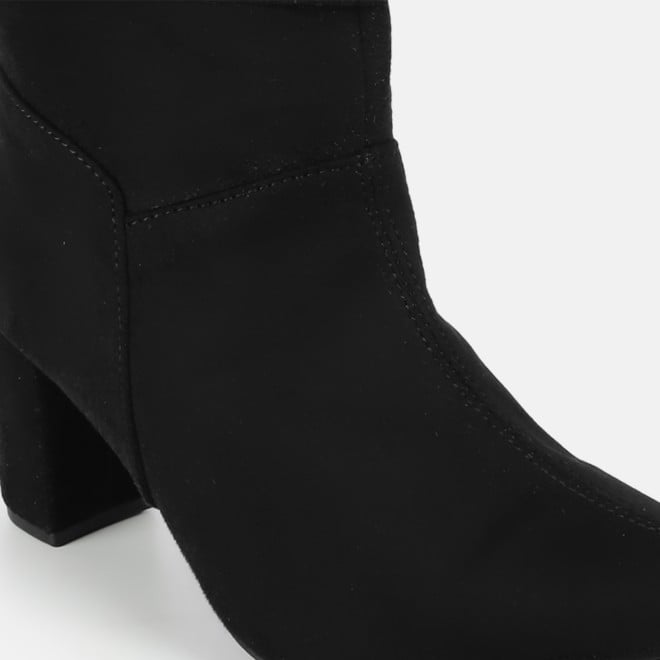 Mochi Women Black Casual Boots (SKU: 31-1247-11-36)