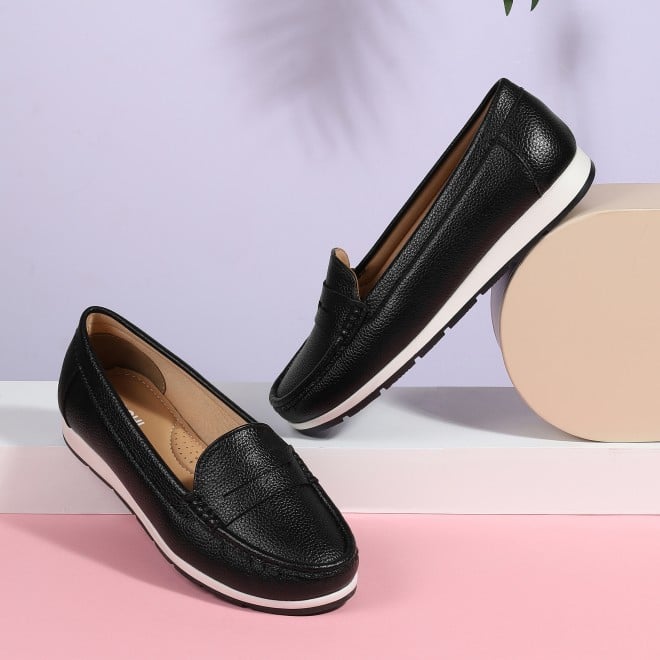 Mochi Women Black Casual Loafers