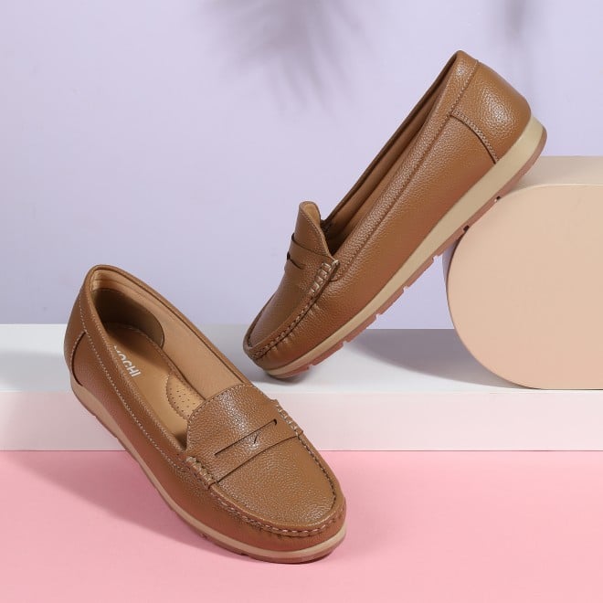 Mochi Women Beige-red Casual Loafers