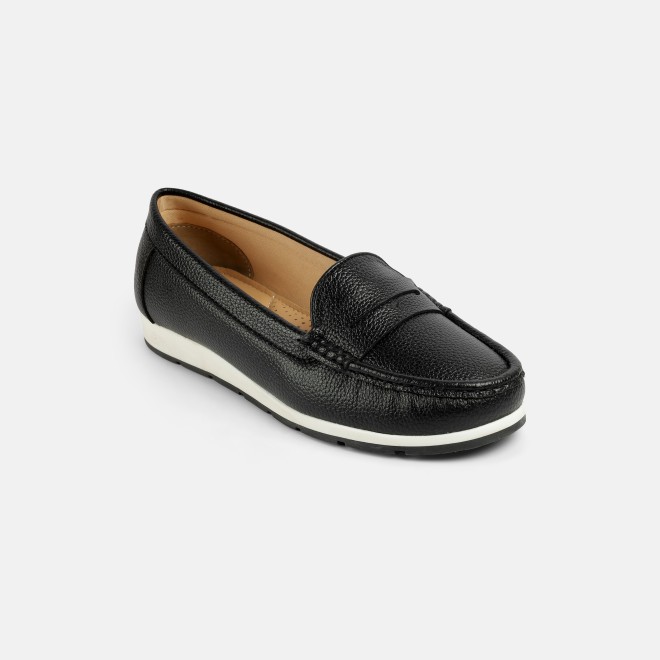 Mochi Women Black Casual Loafers (SKU: 31-1256-11-36)