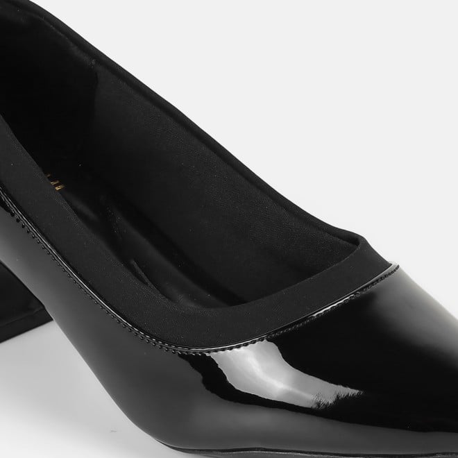 Mochi Women Black Formal Pumps (SKU: 31-1263-11-36)