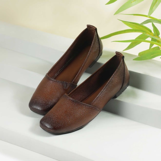 Mochi Women Rust Casual Ballerinas
