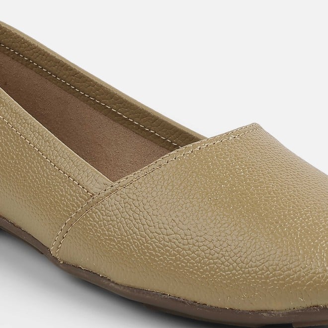 Mochi Women Beige Casual Ballerinas (SKU: 31-1267-20-36)