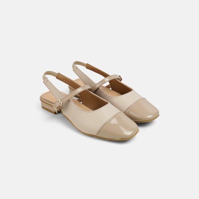 Mochi Women Beige Casual Sandals (SKU: 31-1296-20-36)