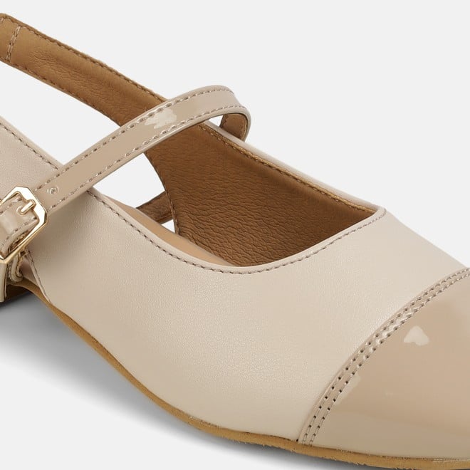 Mochi Women Beige Casual Sandals (SKU: 31-1296-20-36)