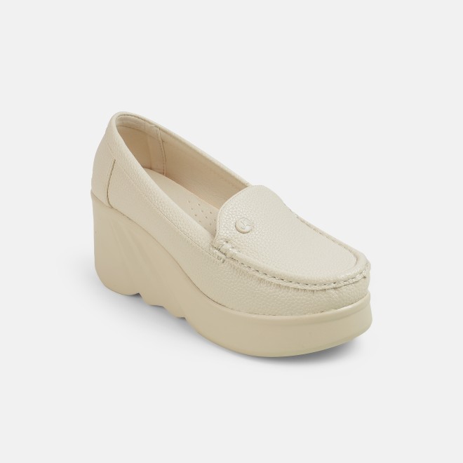 Mochi Women Beige Casual Loafers (SKU: 31-1313-20-36)