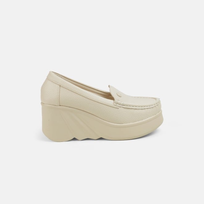 Mochi Women Beige Casual Loafers (SKU: 31-1313-20-36)
