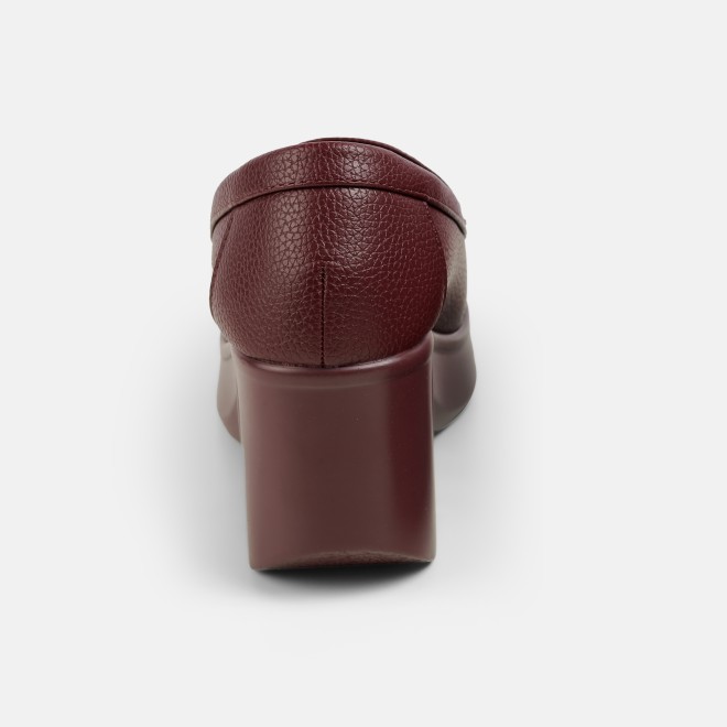 Mochi Women Maroon Casual Loafers (SKU: 31-1313-44-36)