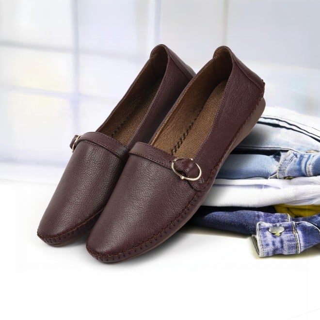Mochi Women Maroon Casual Ballerinas (SKU: 31-276L-44-42)