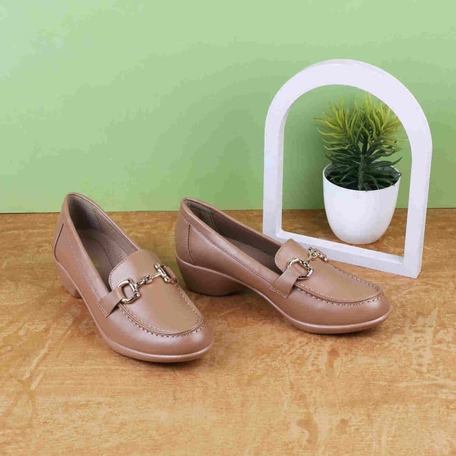 Mochi Women Brown Casual Loafers