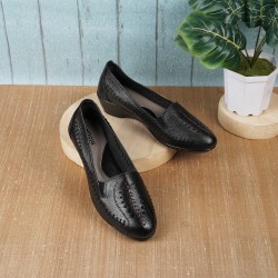 Women Black Casual Slip Ons