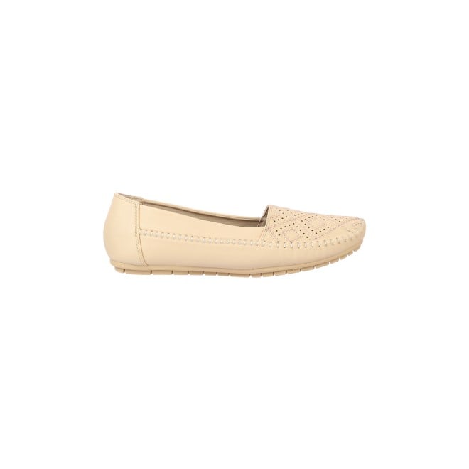 Mochi Women Beige Casual Ballerinas (SKU: 31-330-20-36)