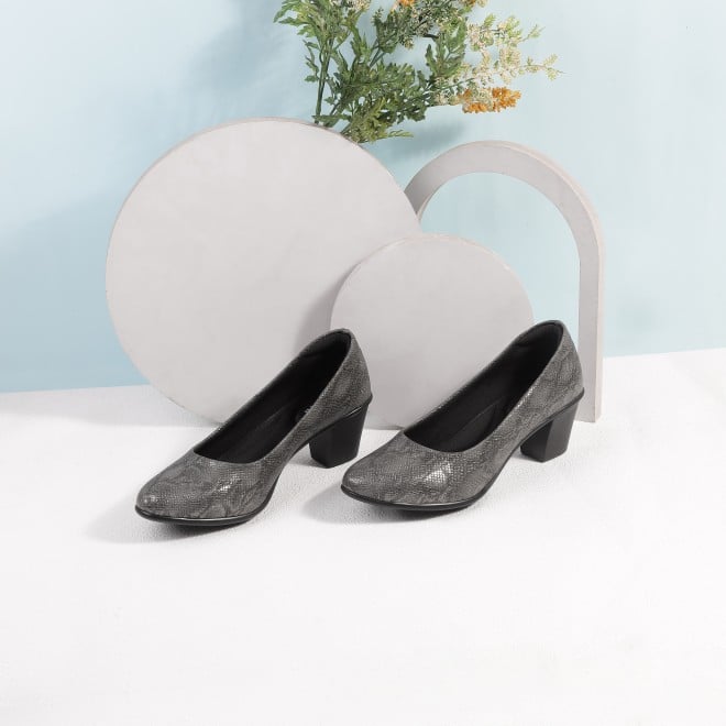 Mochi Women Gun-metal Casual Ballerinas