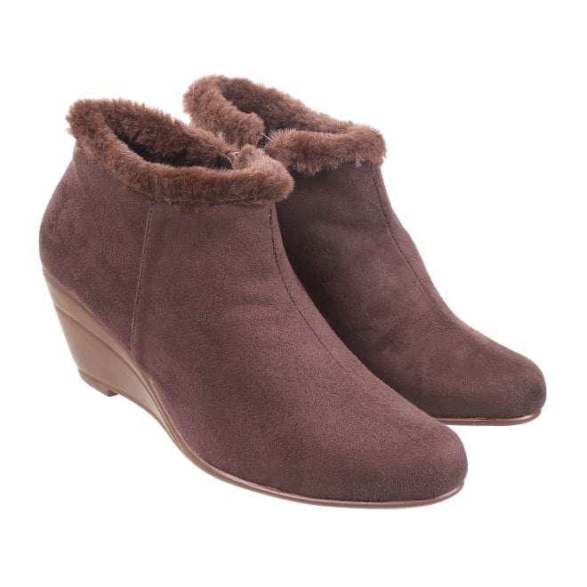 Mochi Women Brown Party Boots