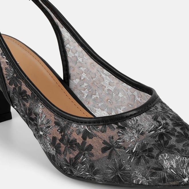 Mochi Women Black Casual Sandals (SKU: 31-438-11-36)