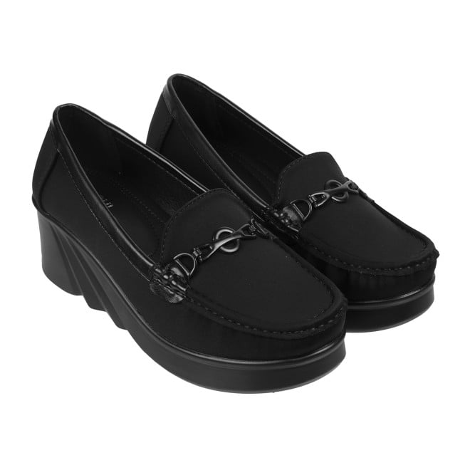 Mochi Women Black Casual Pumps