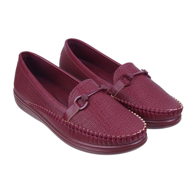 Mochi Women Maroon Casual Loafers