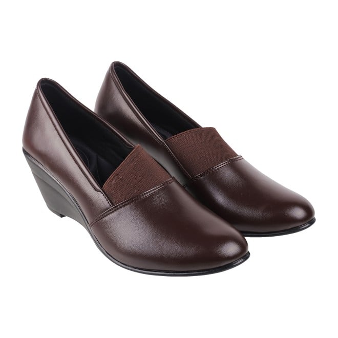 Mochi Women Brown Formal Pumps