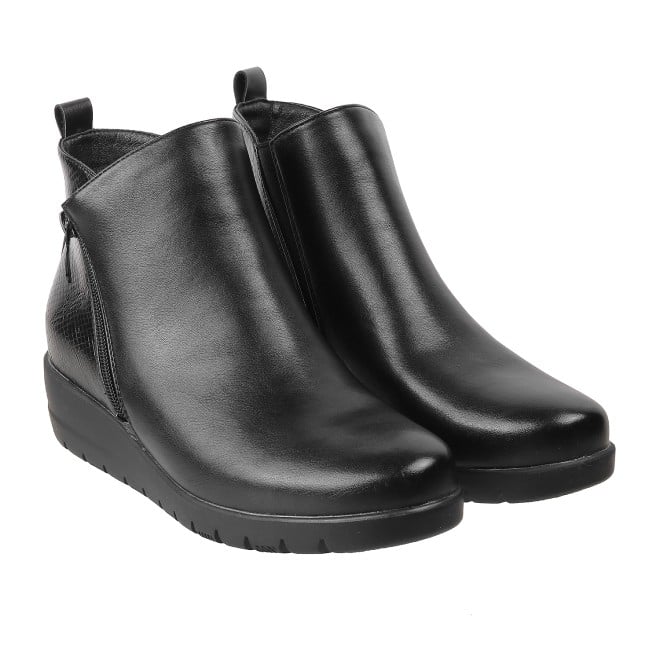 Mochi Women Black Party Boots