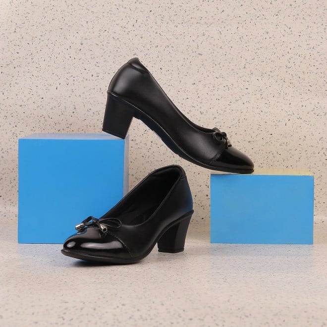 Mochi Women Black Formal Pumps