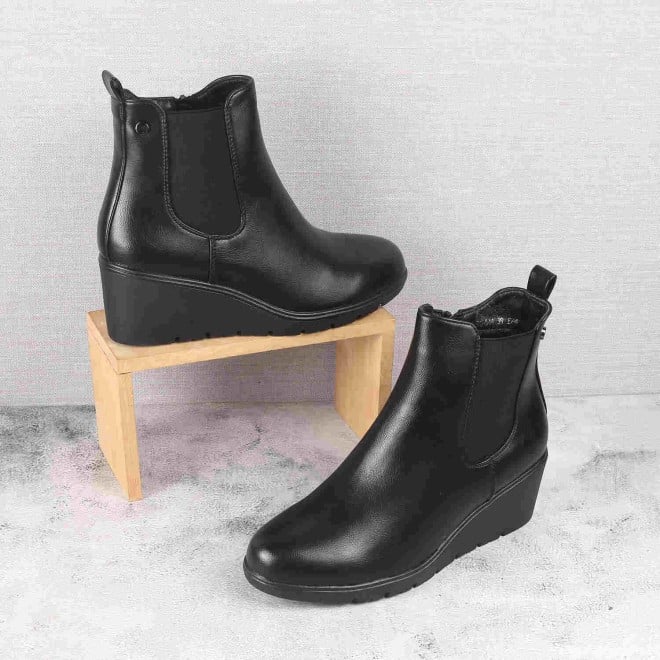 Mochi Women Black Casual Boots (SKU: 31-544-11-36)