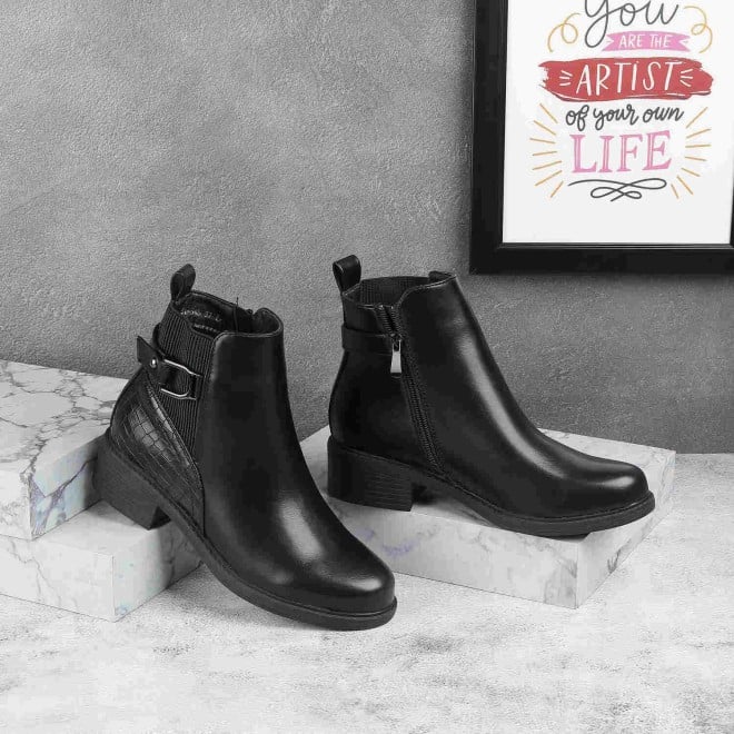 Mochi Women Black Casual Boots (SKU: 31-545-11-36)