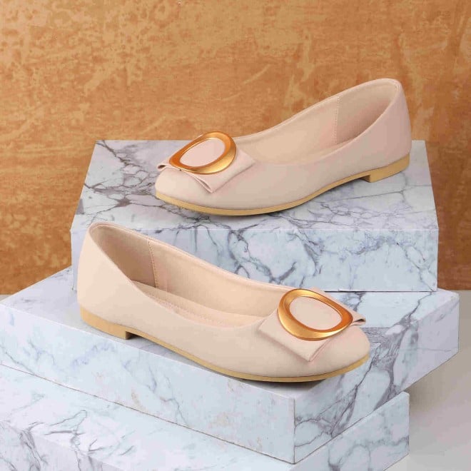 Mochi Women Beige Casual Ballerinas (SKU: 31-550-20-36)