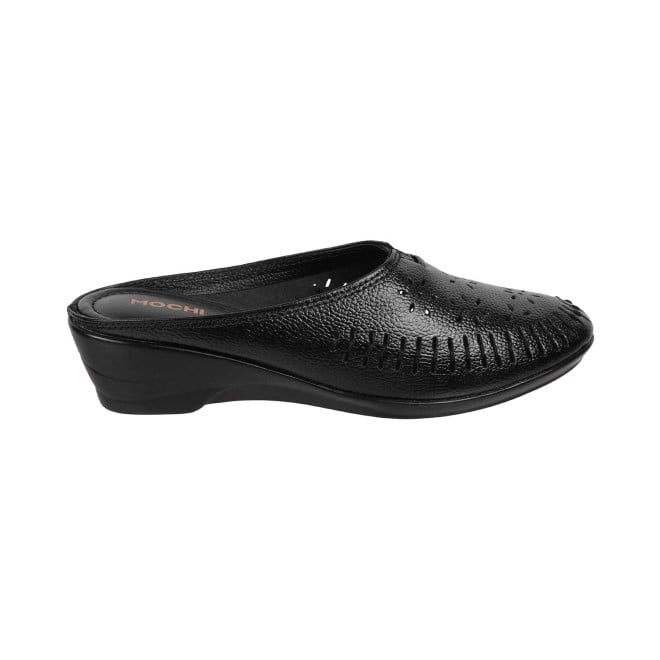 Mochi Women Black Casual Clogs (SKU: 31-62-11-36)