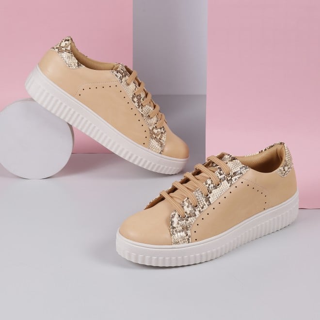 Mochi Women Off-white Casual Sneakers