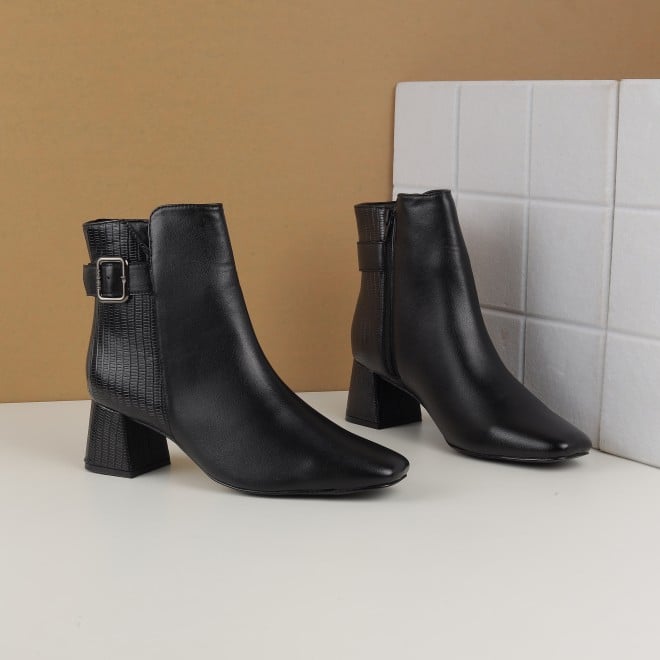 Mochi Women Black Party Boots