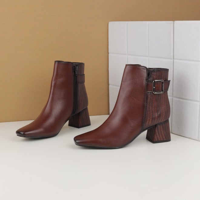 Mochi Women Brown Party Boots