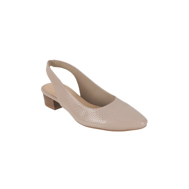 Mochi Women Beige Formal Sandals