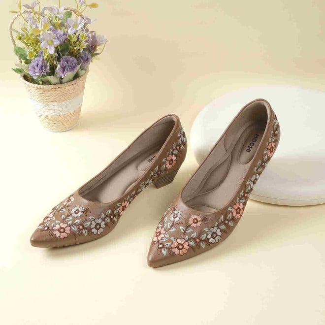 Mochi Women Tan Formal Pumps